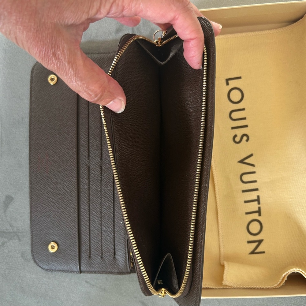 Louis Vuitton Insolite Damier Wallet - Picture 10 of 14
